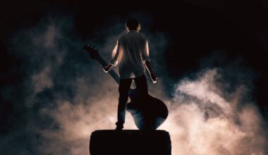 O preço da fama? Cantores famosos vivem menos tempo, revela estudo