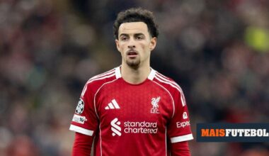 «As equipas costumavam detestar vir a Anfield, éramos uns autênticos cães...»