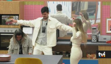 Clima aquece! Leandro dança na cara de Pedro após troca de galhardetes - Secret Story