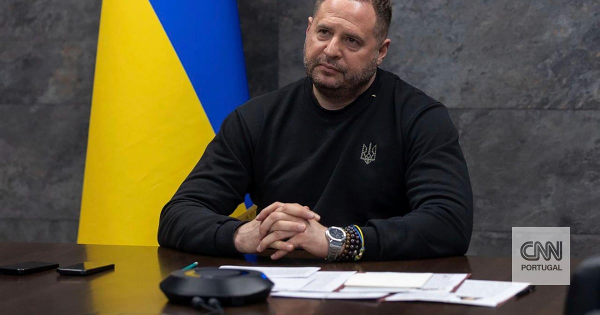 Chefe de gabinete de Zelensky alvo de buscas no âmbito de esquema de corrupção