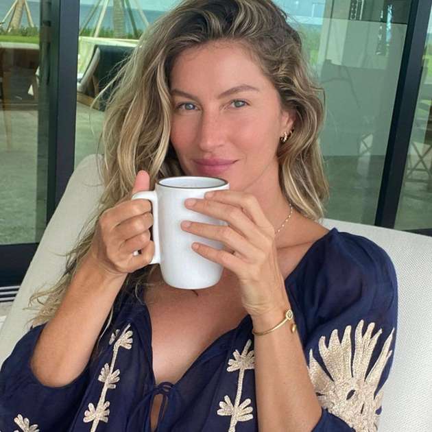 Gisele compra mansão de R$ 77 mi para viver com Joaquim Valente - Zoeira