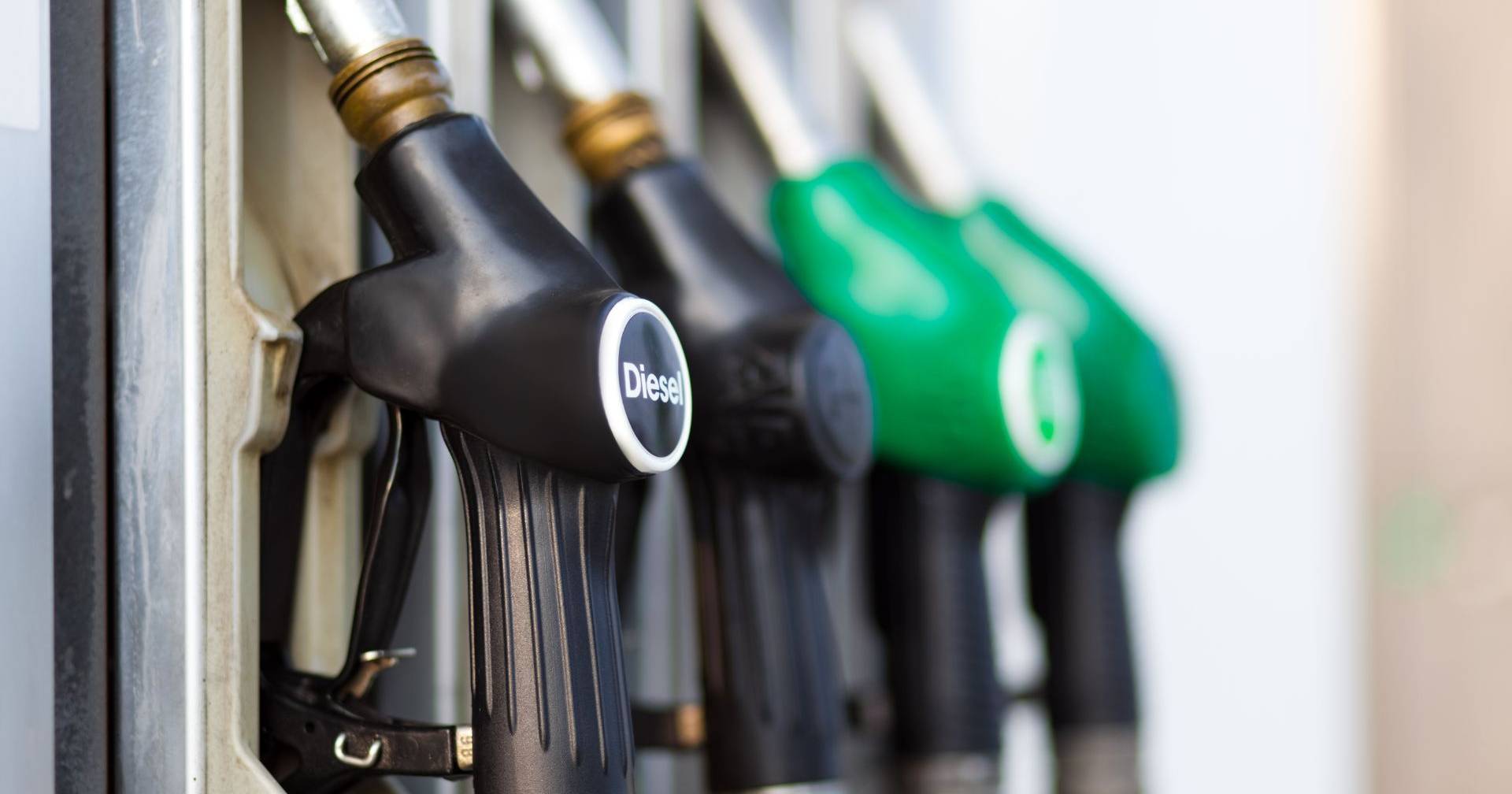 Governo reduz desconto no ISP: afinal, descida nos combustíveis (quase) não se vai sentir