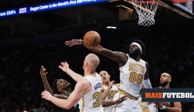 NBA: Neemias Queta volta de lesão com jogo memorável