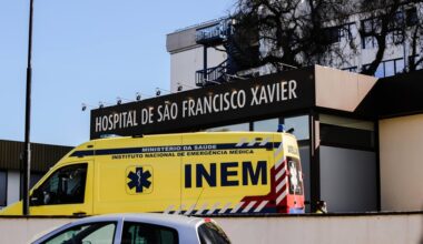 Bebé nasce em TVDE. Grávida ia a caminho do hospital