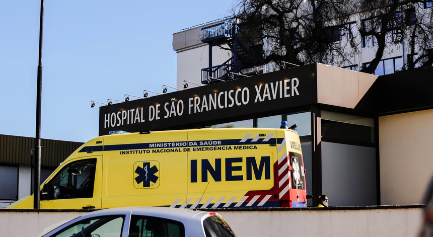 Bebé nasce em TVDE. Grávida ia a caminho do hospital