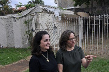 Vizinhos reclamam de insegurança e descaso da Embaixada