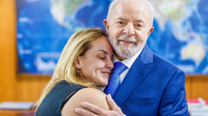 Filha mais velha de Lula recebe alta após internação