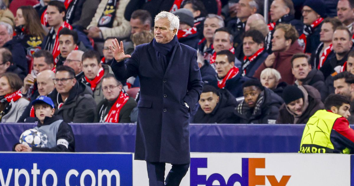 Mourinho tem crédito ilimitado no Benfica