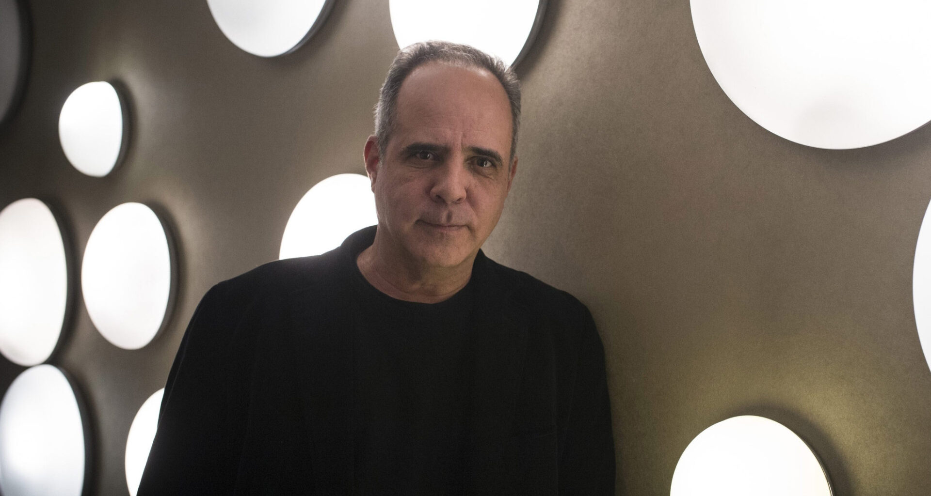 Rodrigo Leão mostra "O Rapaz da Montanha" nos coliseus de Lisboa e Porto