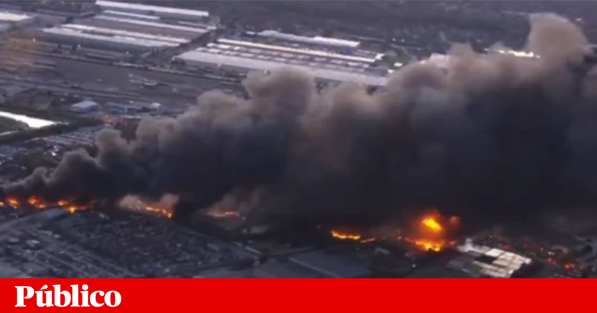 Avião de carga despenha-se nos EUA e faz pelo menos nove mortos | Acidentes