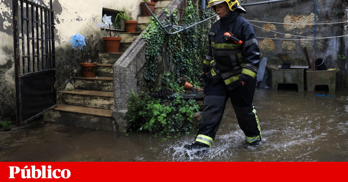 Mau tempo: mais de 20 mil relâmpagos e 150 ocorrências registadas na Protecção Civil | Mau tempo