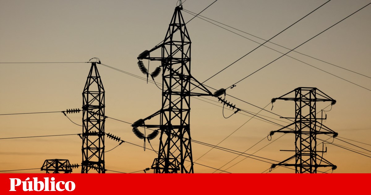Freguesias de sete concelhos sem electricidade no domingo devido a trabalhos na rede | Energia