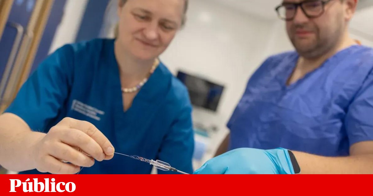 Fez-se a primeira cirurgia transatlântica que removeu coágulos cerebrais num cadáver | Medicina