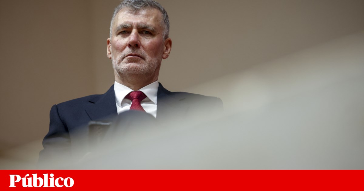 Gouveia e Melo pede a Marques Mendes “elevação da linguagem” | Presidenciais 2026