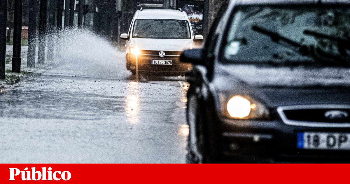 Depressão Cláudia: 16 mil pessoas sem electricidade em Lisboa, Santarém e Setúbal | Mau tempo