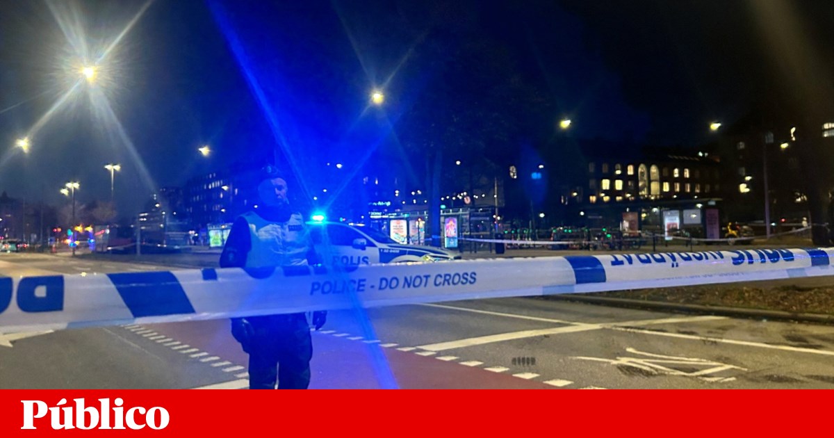 Pelo menos três mortos em Estocolmo após autocarro embater em paragem | Suécia