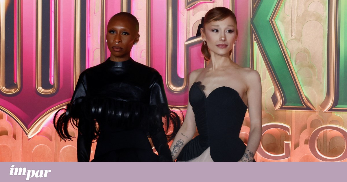 Homem que agarrou Ariana Grande na estreia de Wicked banido de Singapura | Ariana Grande