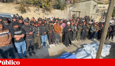 Ataque de Israel faz 13 mortos na Síria. Governo sírio denuncia “crime de guerra” | Médio Oriente