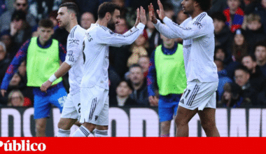 Manchester United troca as voltas ao Palace e regressa aos triunfos | Futebol internacional