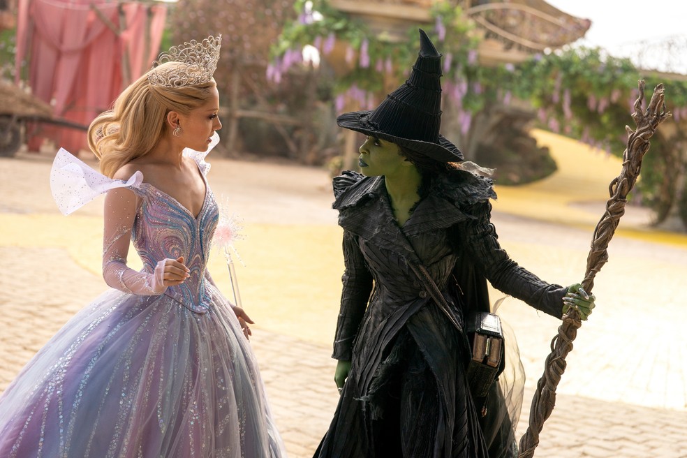 Ariana Grande e Cynthia Erivo em "Wicked: Parte 2" — Foto: Divulgação / Universal Pictures