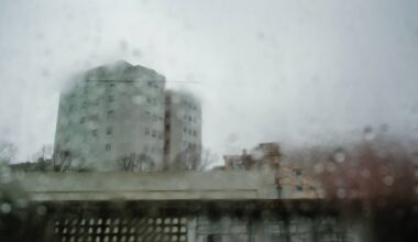 Sete distritos sob aviso amarelo devido a chuva forte e trovoadas