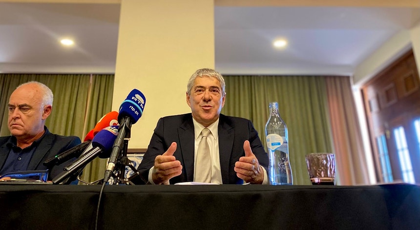 "Degradante espetáculo". Sócrates exorta juíza a pôr fim a defesa oficiosa