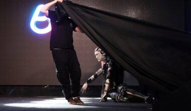 A Rússia apresentou o seu primeiro robô humanoide. Foi um desastre