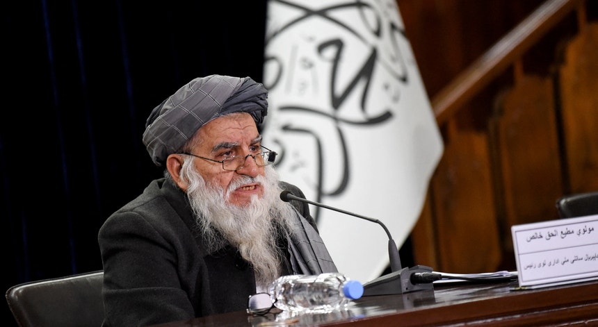 Afeganistão. Regime taliban quer participar na cimeira do clima da ONU