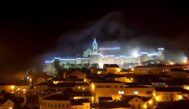 Câmara de Coimbra denuncia atos de vandalismo na iluminação de Natal