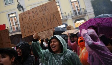 Orçamento do Estado. Oposição mantém congelamento das propinas no próximo ano letivo