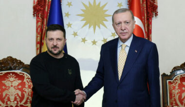 Erdogan e Zelensky apoiam o processo de Istambul para um cessar-fogo