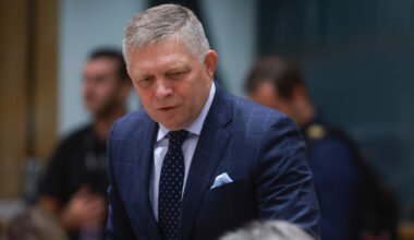 Eslováquia recusa alterar Constituição apesar do processo de infração da UE