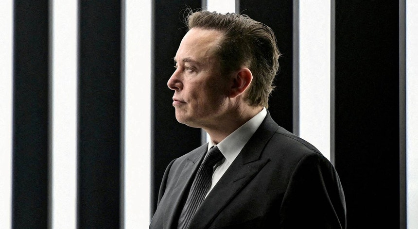 Acionistas da Tesla aprovam plano de remuneração de um bilião de dólares para Elon Musk