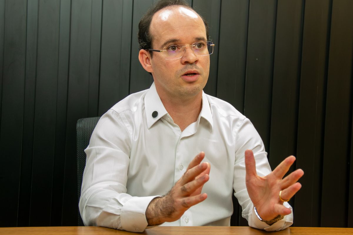 Urologista vê mudança de homens com exame: Relutância é menor