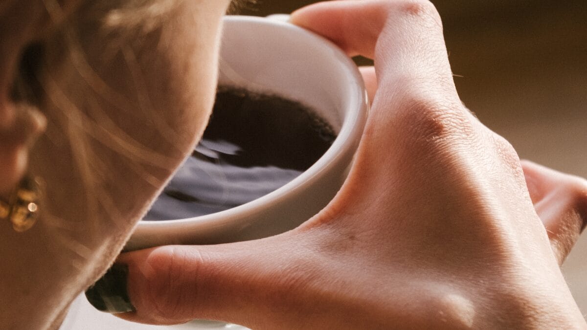 Benefícios do café e café instantâneo faz mal?