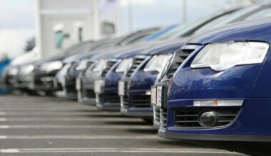 Preços dos seguros automóveis vão subir em 2026 — por dois motivos e por culpa dos elétricos