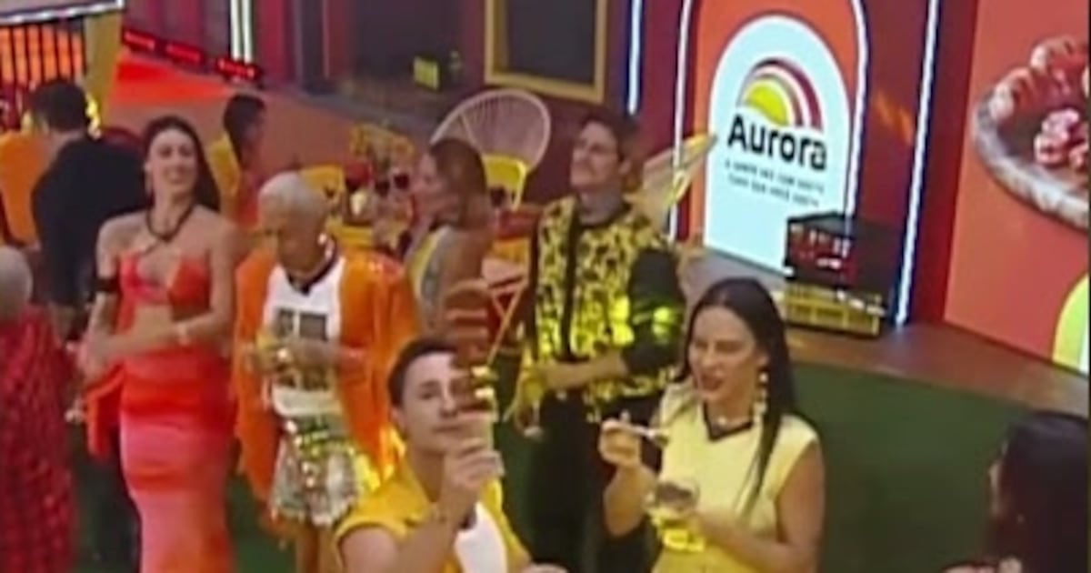 Vem dar uma espiadinha na Festa Aurora! 🎉💃🔛 #AFazenda #Shorts - record.r7.com