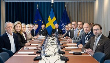 Suécia simula guerra em exercício inédito neste século (e comunica-o em russo)