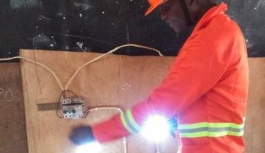 Faife usa limão e cebola para ter luz e não deixar de estudar