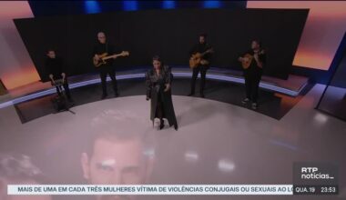"Avisem que eu cheguei". Sara Correia apresenta novo disco na RTP - RTP