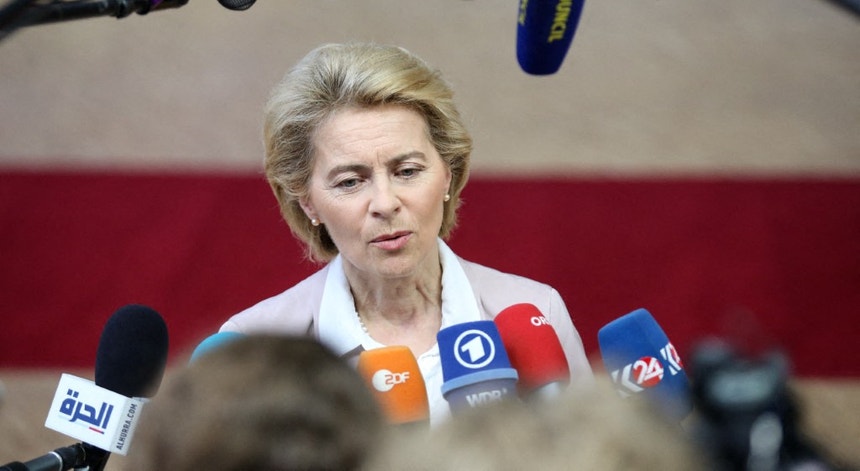 Fatura da guerra na Ucrânia não pode ser só europeia, avisa Von der Leyen