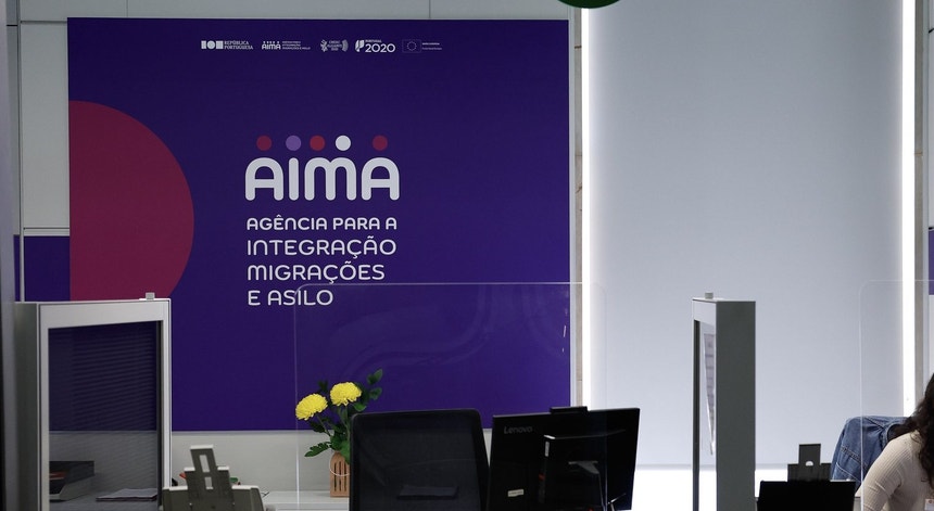 "Estamos a analisar 70 processos". AIMA notifica milhares de estrangeiros para regularizarem a situação