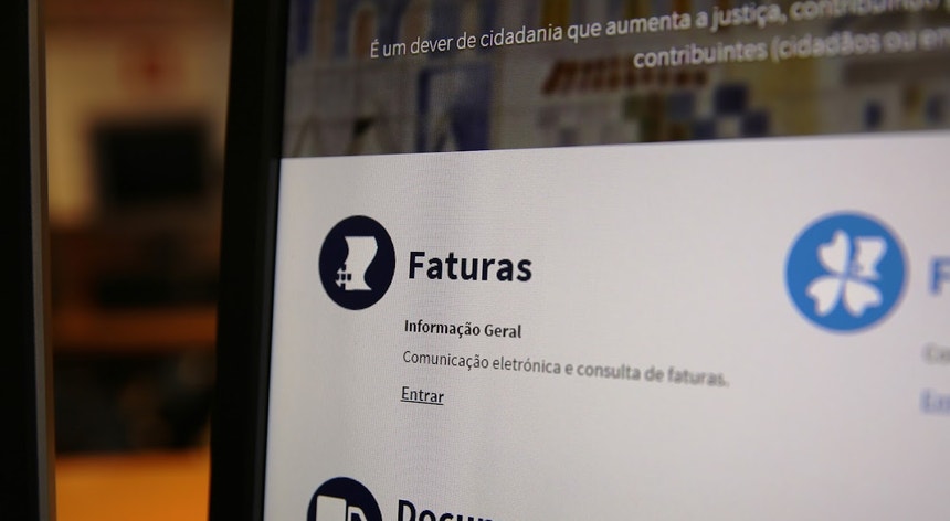 Fisco alerta contribuintes sobre circulação de falsos emails e SMS