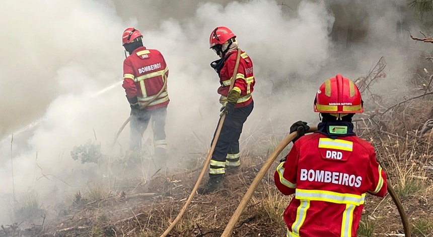 Incêndio destrói fábrica de reciclagem têxtil na Covilhã