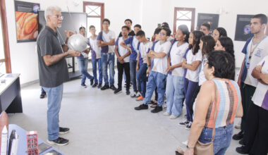 Reformada e ampliada, CCTECA retoma visitação de estudantes e recebe alunos da Escola Presidente Vargas