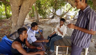 Maldivas tornam-se primeiro país do mundo a aplicar "proibição geracional" do tabaco