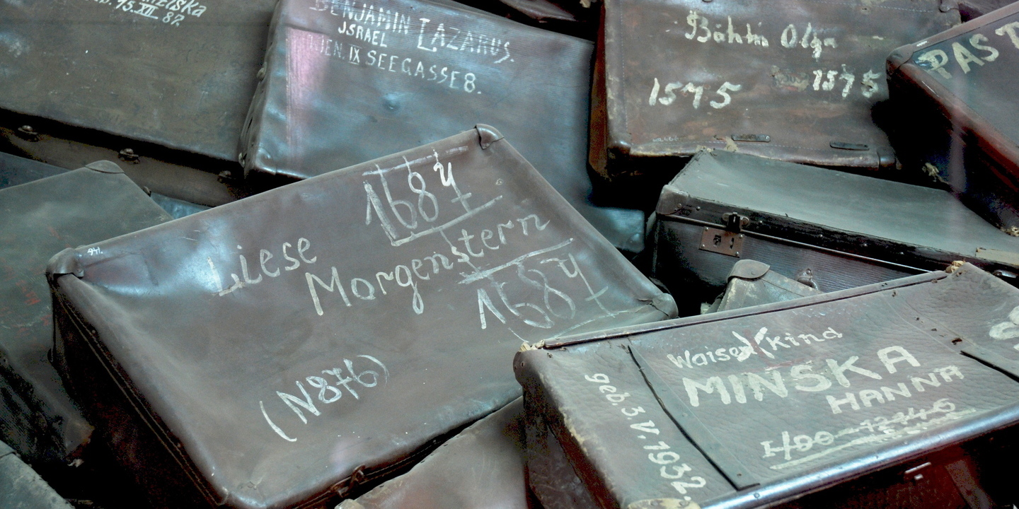 Casa de leilões alemã cancela venda de artefactos do Holocausto após polémica