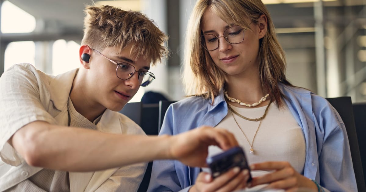Afinal, a Apple está trazendo a tradução ao vivo dos AirPods para a Europa