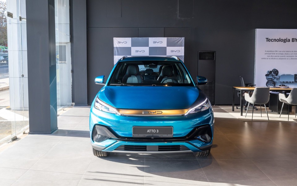 BYD liderou venda de elétricos em Portugal em outubro. Tesla cai a pique