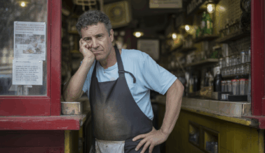 "Estou totalmente arruinado": homem investiu 35.000€ num negócio próprio e agora sente-se 'engolido' pela pressão financeira